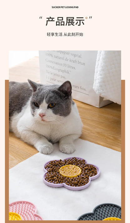 Pet Supplies Cat Licking Pad Sun Flower Shape Silicone Dog Licking Plate Cute Pet slow licking mat